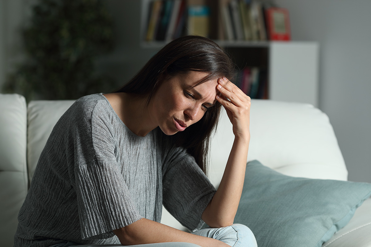 woman showing Signs of an Opioid Overdose