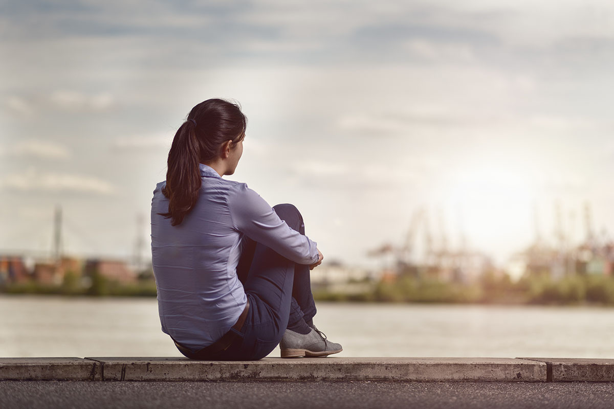 young woman wondering what are co-occurring disorders